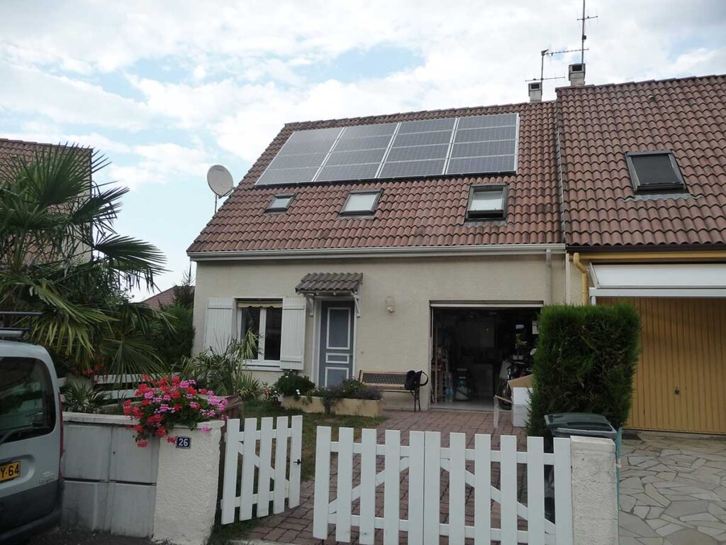 Installation panneaux solaires dans le Sud ouest à Mazères-Lezons (64)